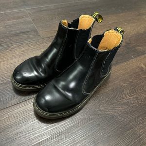 Chelsea Dr. Martens EUC UK 7/US 9
